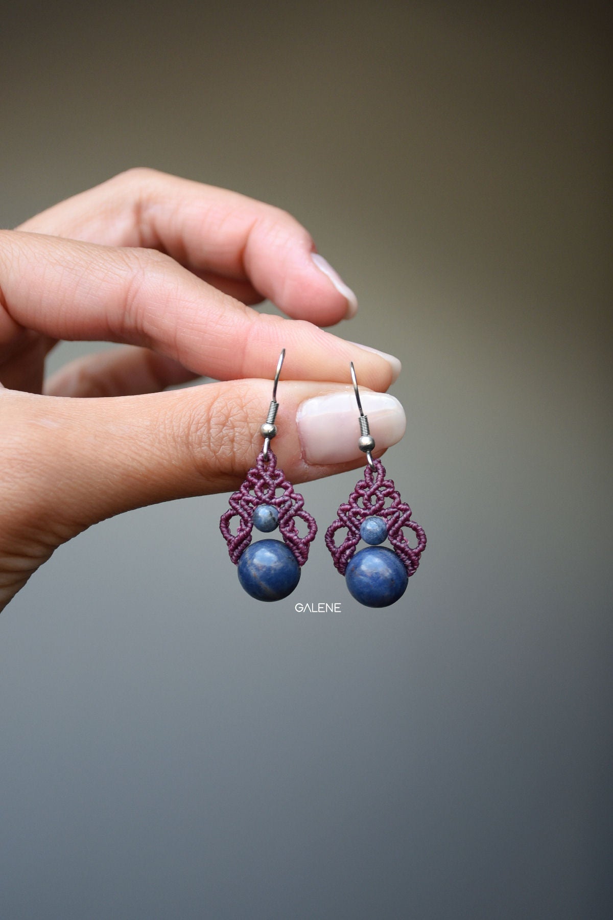 Boucles d'oreilles MINI en macramé avec pierres naturelles – Collection Printemps/Été